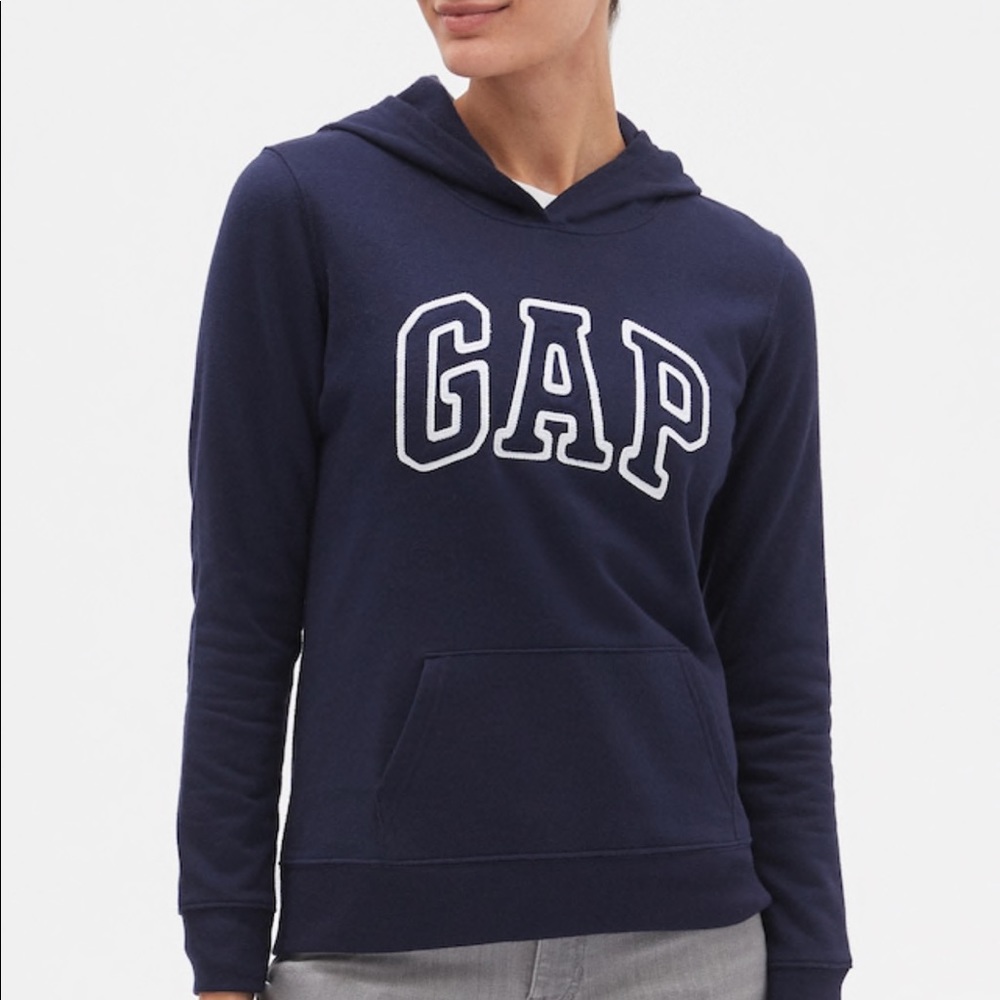Gap sweater